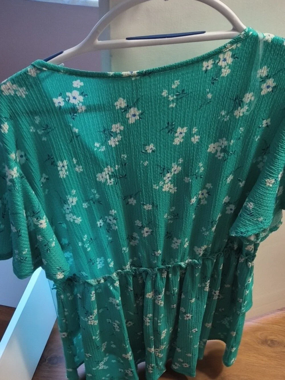 Vanilla Bay Teal Green Floral V-Neck Peplum Top - Picture 5 of 5